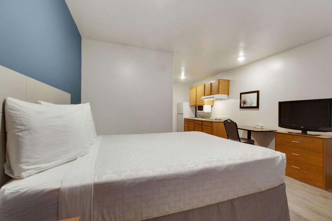 Woodspring Suites Conroe Luaran gambar